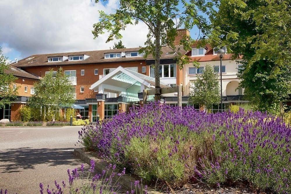 Regency Park Hotel, Health Club&Spa Thatcham Exterior foto